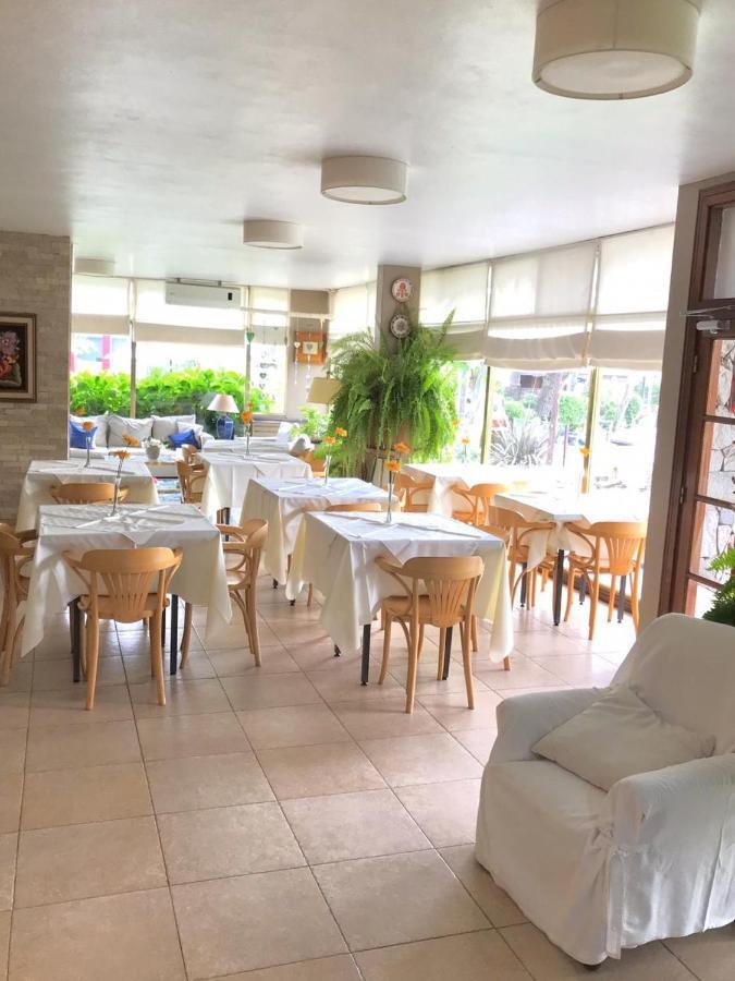 Hotel Europa Pinamar Exterior photo